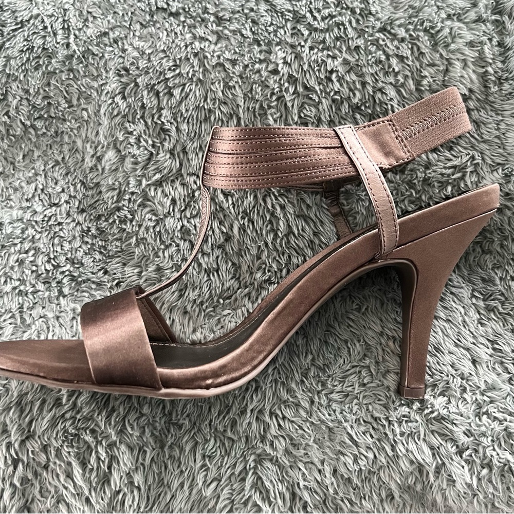 Kennth Cole Reaction - Size 10 M